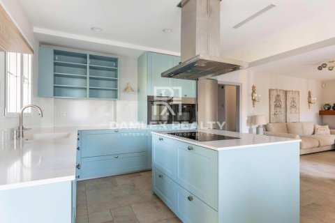 Villa à vendre à Girona, Espagne, 4 chambres, 730 m2 No. 177067 - photo 14