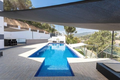 Villa à vendre à Lloret de Mar, Girona, Espagne, 5 chambres, 190 m2 No. 177066 - photo 30