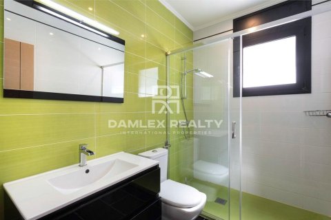 Villa à vendre à Lloret de Mar, Girona, Espagne, 5 chambres, 190 m2 No. 177066 - photo 23