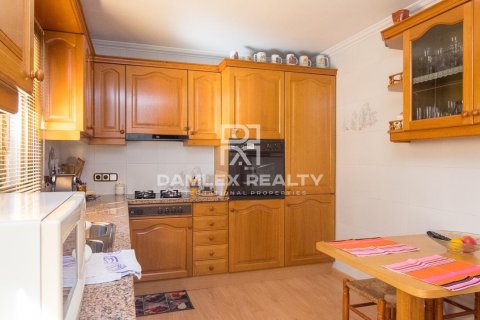 Huvila myytävänä Platja D'aro, Girona, Espanja, 4 makuuhuonetta, 200 m2 No. 177062 - kuva 8