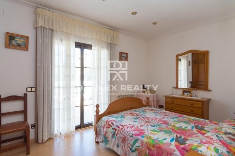 Huvila myytävänä Platja D'aro, Girona, Espanja, 4 makuuhuonetta, 200 m2 No. 177062 - kuva 15