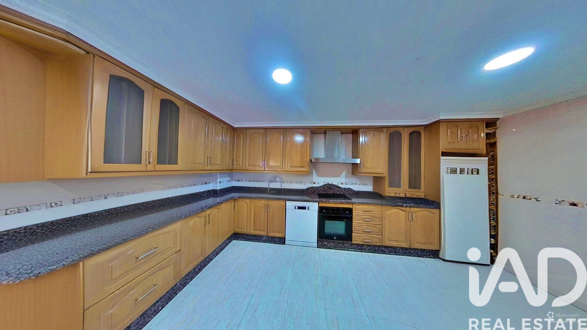 Apartment in Elche, Alicante, Spain 4 bedrooms, 129 sq.m. No. 184971