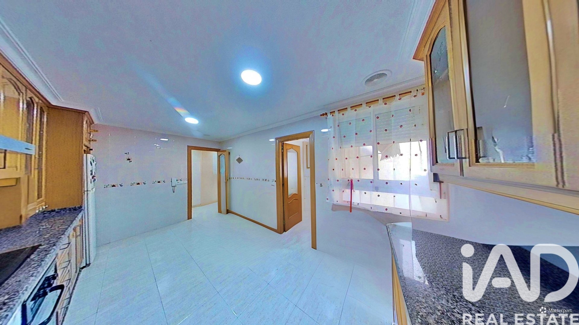Apartment in Elche, Alicante, Spain 4 bedrooms, 129 sq.m. No. 184971