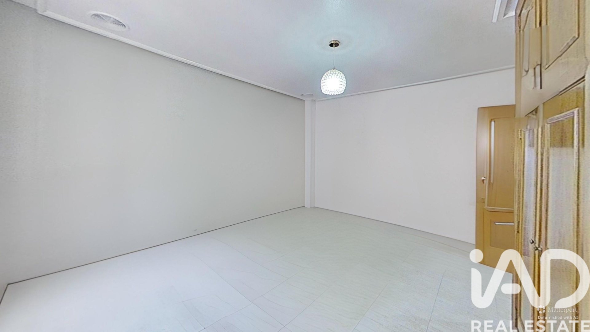 Apartment in Elche, Alicante, Spain 4 bedrooms, 129 sq.m. No. 184971