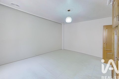 Wohnung zum Verkauf in Elche, Alicante, Spanien 4 Schlafzimmer, 129 m2 Nr. 184971 - Foto 25