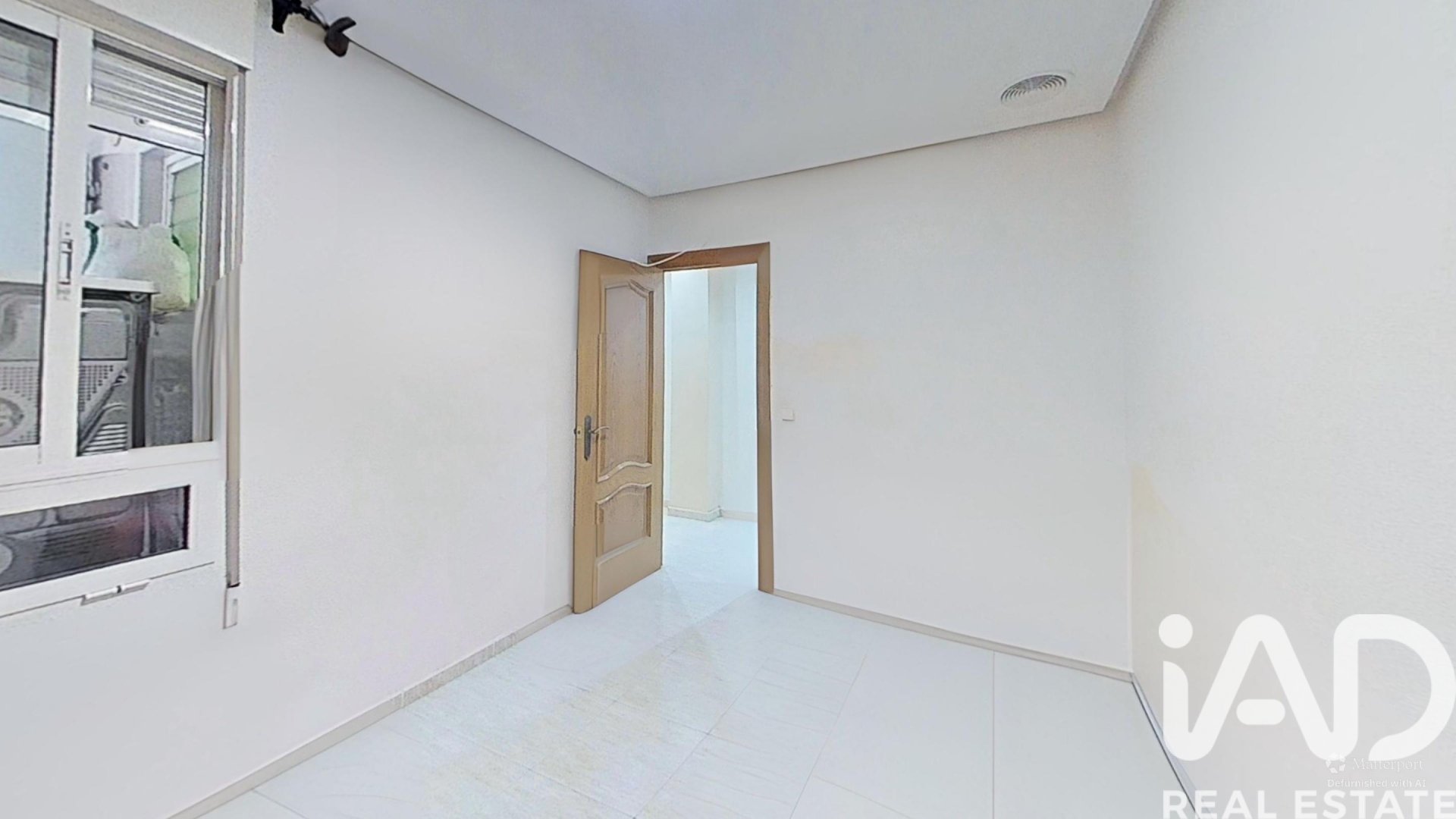 Apartment in Elche, Alicante, Spain 4 bedrooms, 129 sq.m. No. 184971