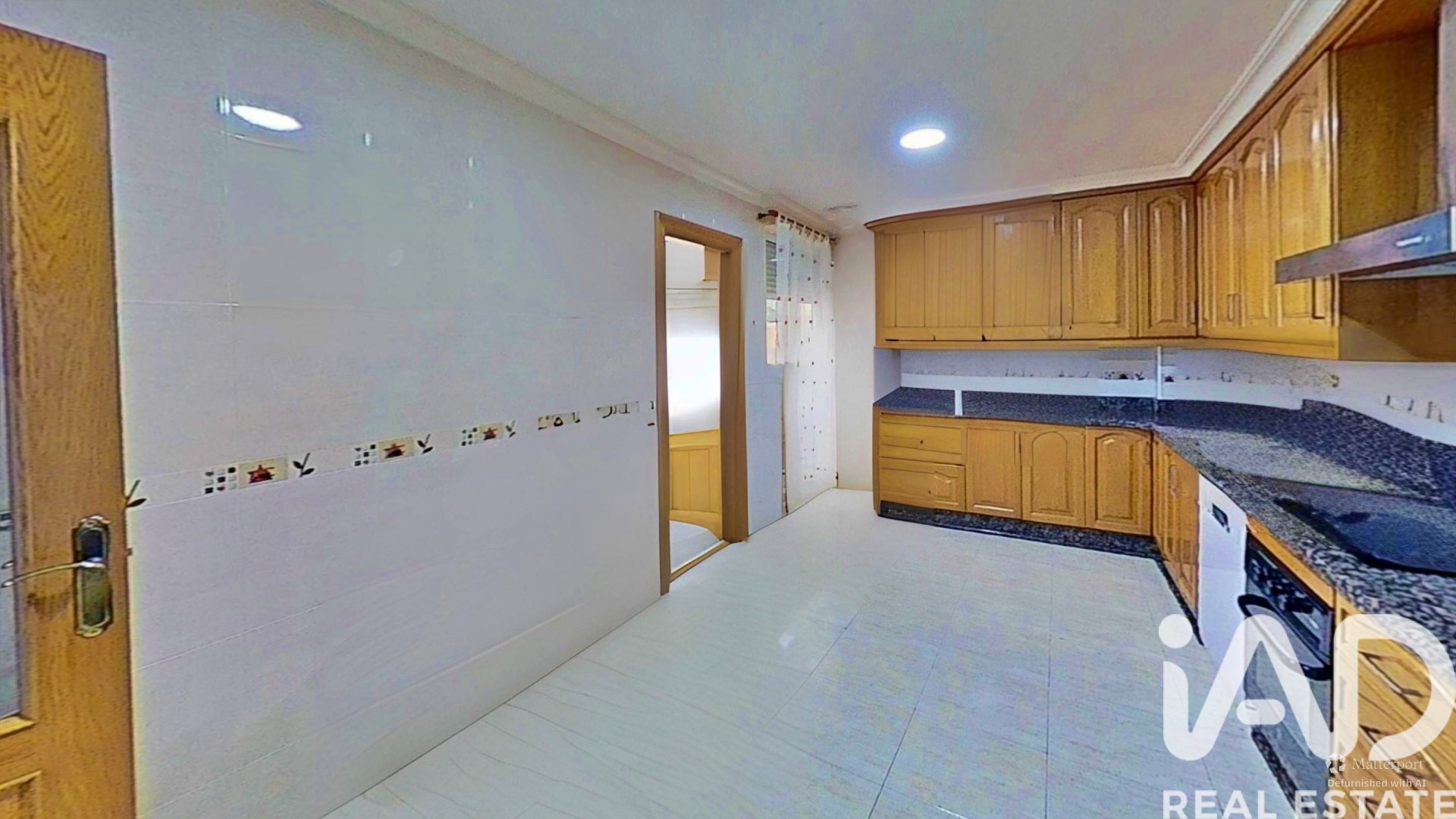 Apartment in Elche, Alicante, Spain 4 bedrooms, 129 sq.m. No. 184971