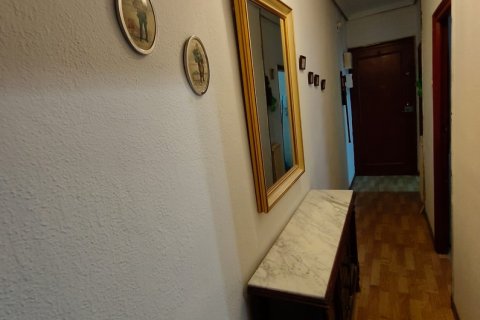 Apartment for sale in Valladolid, Spain 3 bedrooms, 72 sq.m. No. 184967 - photo 14