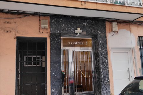 Apartment for sale in Valladolid, Spain 3 bedrooms, 72 sq.m. No. 184967 - photo 3
