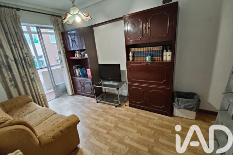 Apartment in Valladolid, Spain 3 bedrooms, 72 sq.m. No. 184967