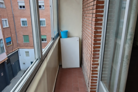 Apartment for sale in Valladolid, Spain 3 bedrooms, 72 sq.m. No. 184967 - photo 27