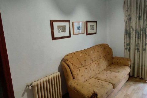 Apartment for sale in Valladolid, Spain 3 bedrooms, 72 sq.m. No. 184967 - photo 18