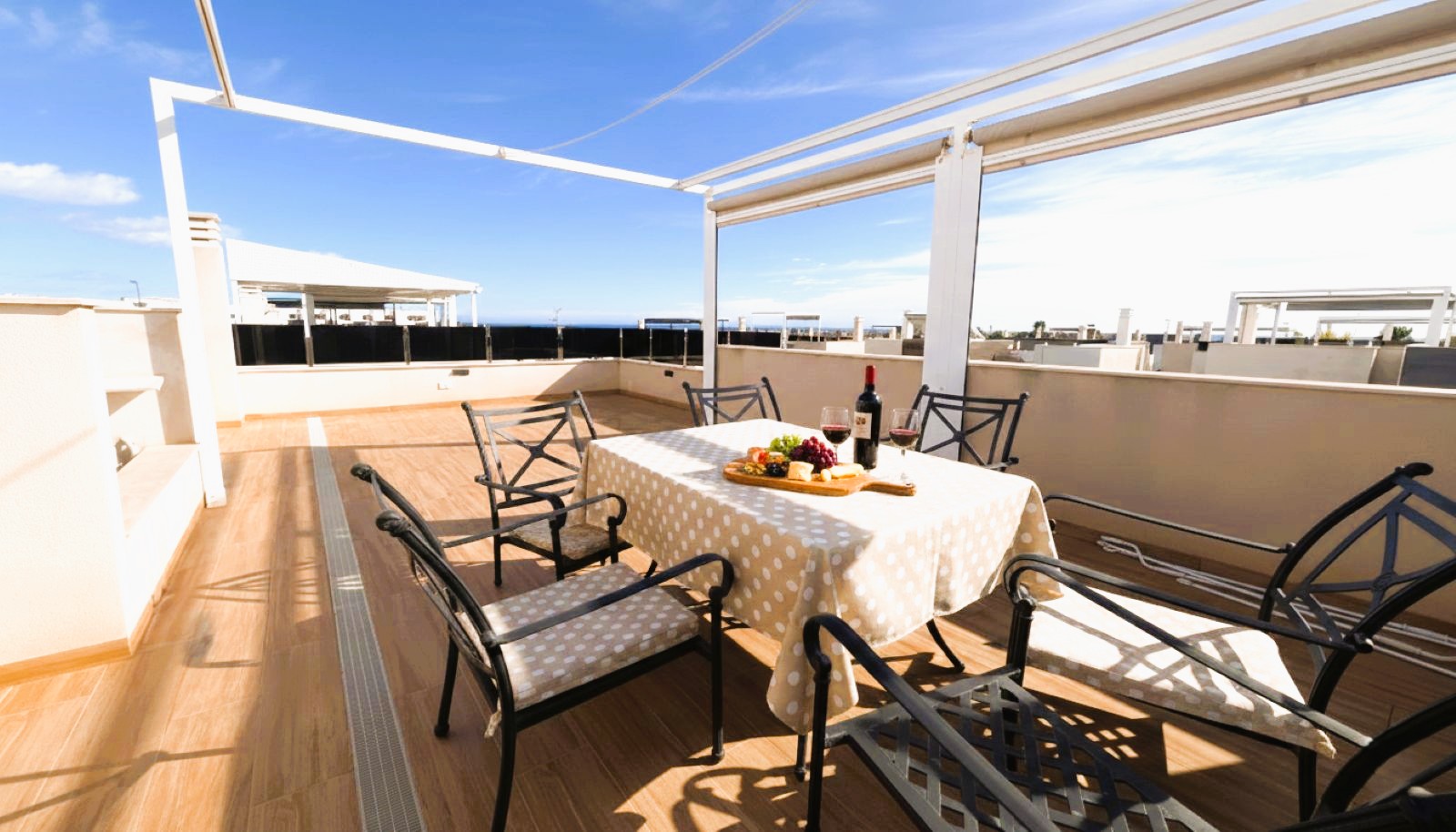 Villa in Cabo Roig, Alicante, Spain 4 bedrooms, 179 sq.m. No. 192456