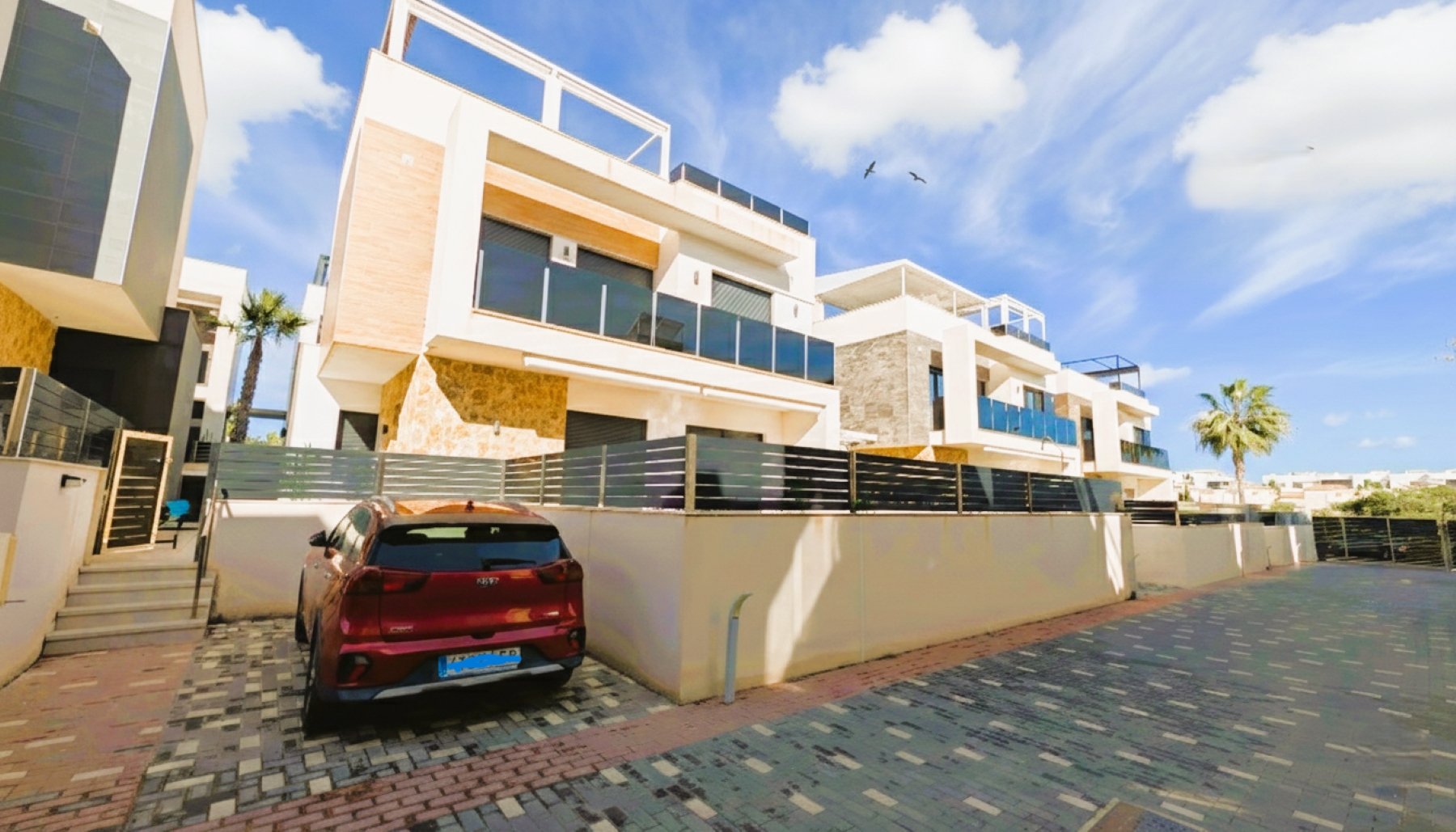 Villa in Cabo Roig, Alicante, Spain 4 bedrooms, 179 sq.m. No. 192456