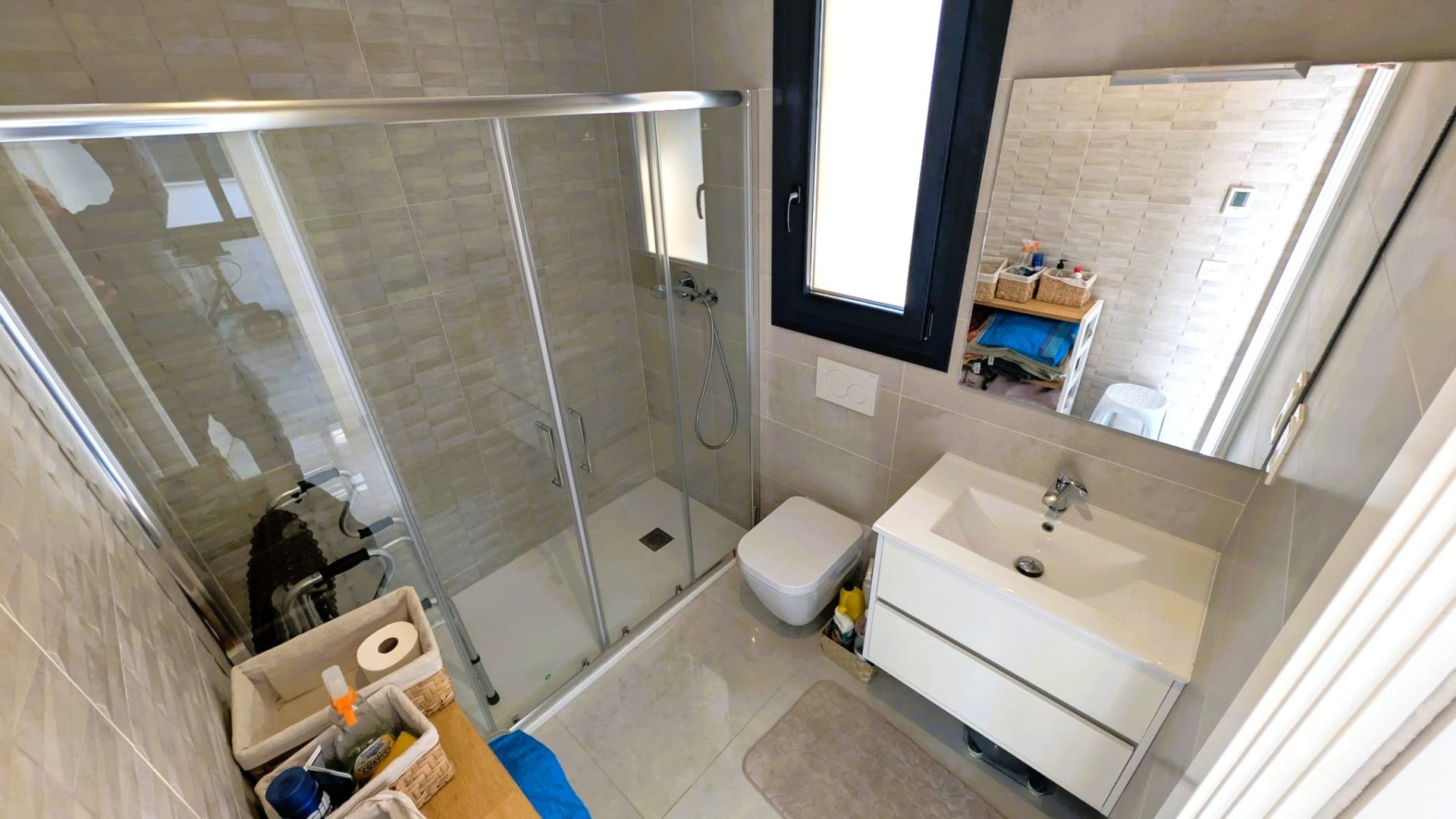 Villa in Cabo Roig, Alicante, Spain 4 bedrooms, 179 sq.m. No. 192456