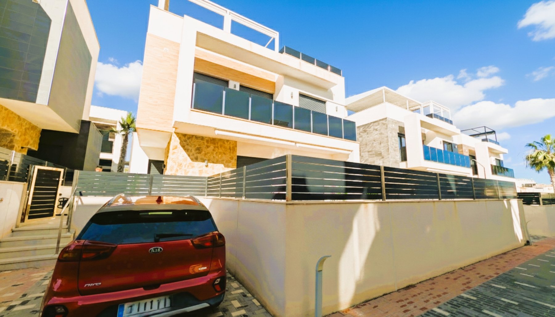Villa in Cabo Roig, Alicante, Spain 4 bedrooms, 179 sq.m. No. 192456