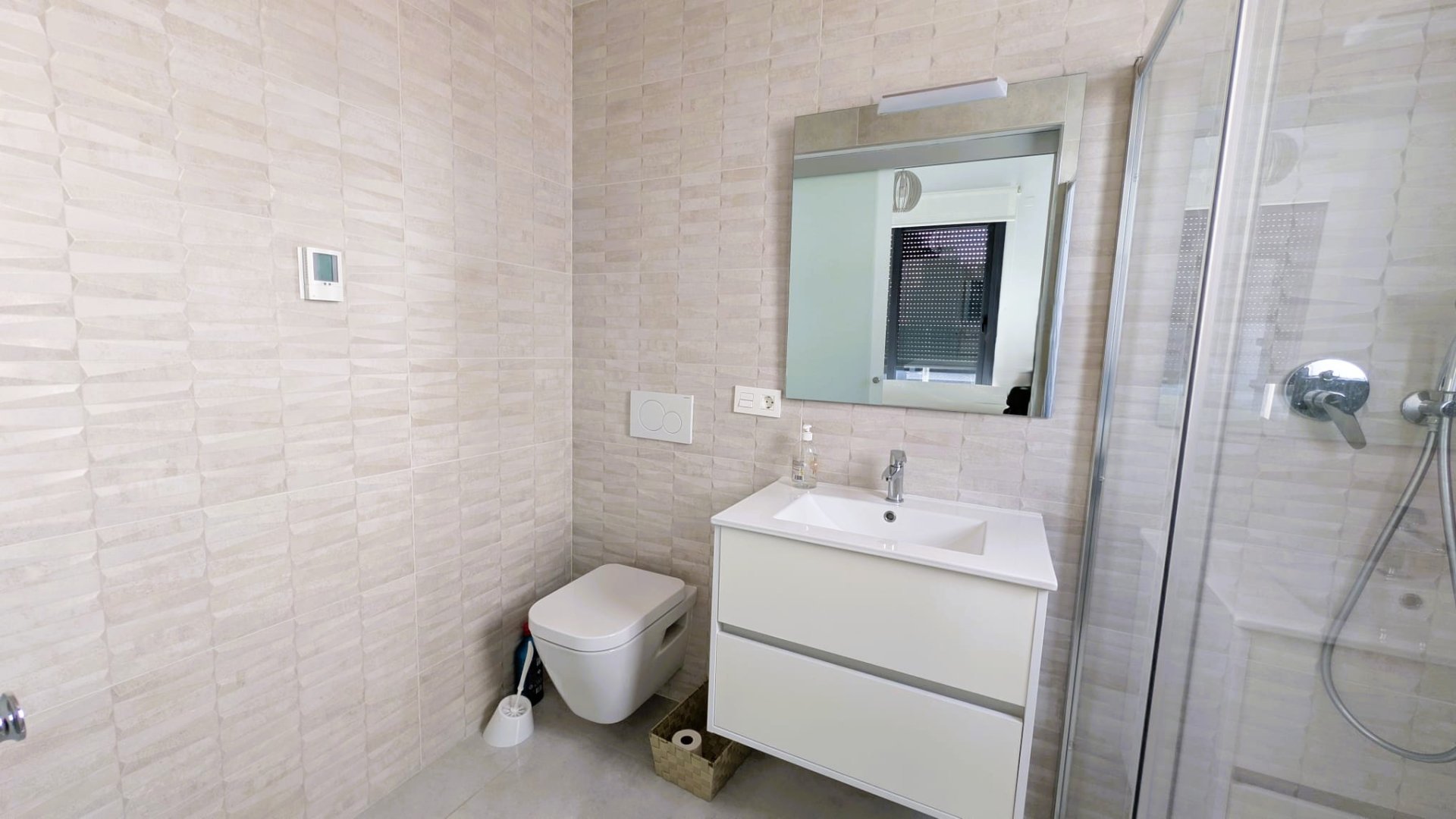 Villa in Cabo Roig, Alicante, Spain 4 bedrooms, 179 sq.m. No. 192456
