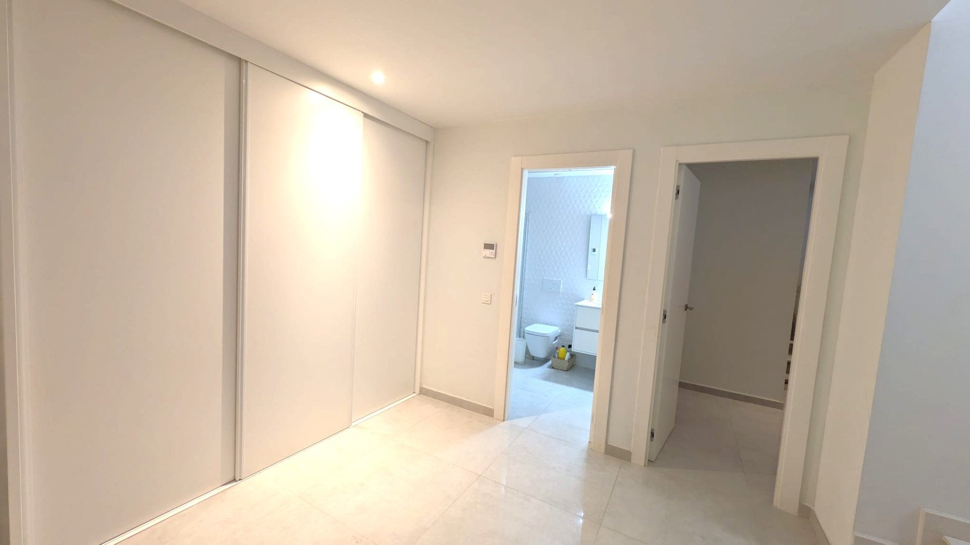 Villa in Cabo Roig, Alicante, Spain 4 bedrooms, 179 sq.m. No. 192456