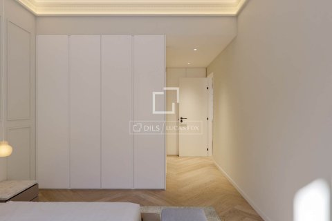 Apartament w Barcelona, Hiszpania 3 sypialnie, 159 mkw. nr 150831 – zdjęcie 12