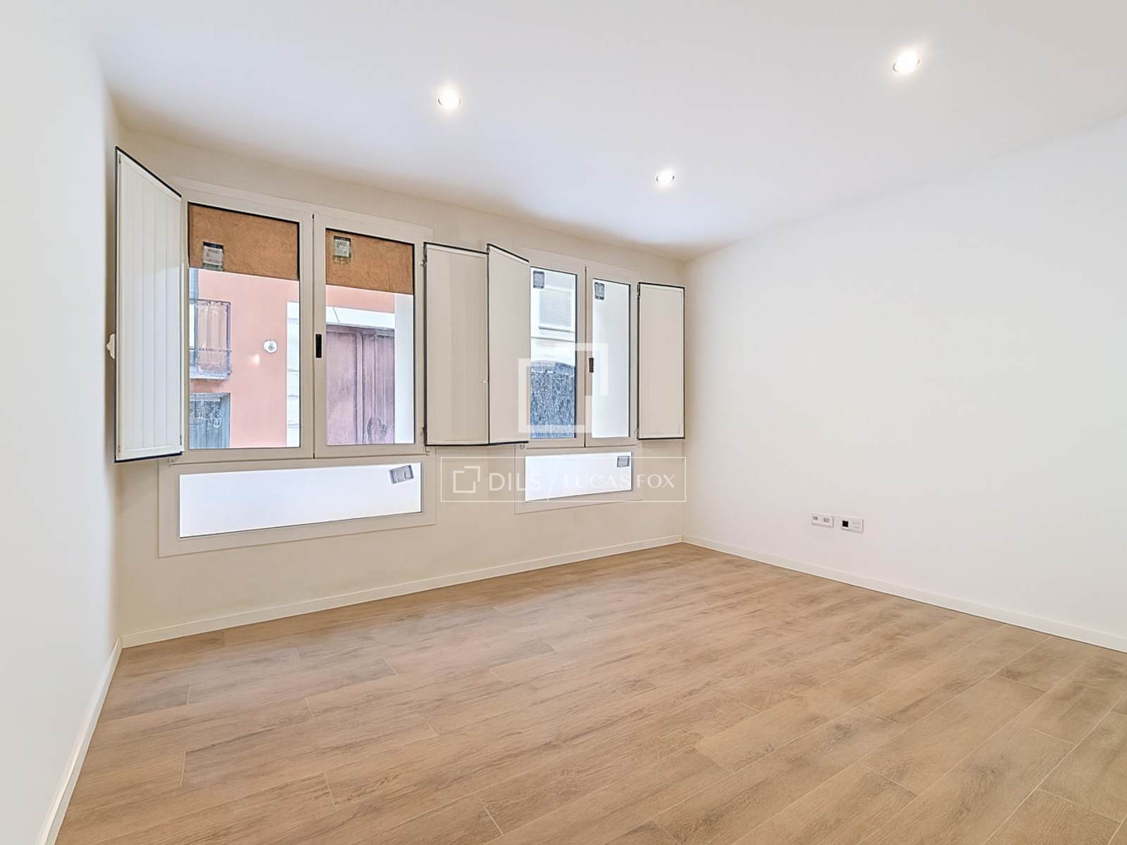Huoneisto Vilanova i la Geltru, Barcelona, Espanja 2 makuuhuonetta, 99 m2 No. 150829
