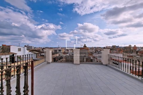 Penthouse for sale in Vilanova i la Geltru, Barcelona, Spain 3 bedrooms, 173 sq.m. No. 150827 - photo 13