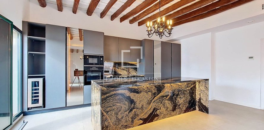 Penthouse in Vilanova i la Geltru, Barcelona, Spain 3 bedrooms, 173 sq.m. No. 150827