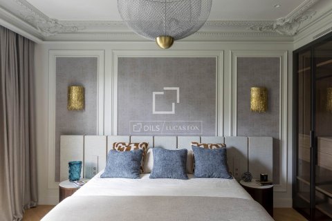 Apartamento en venta en Barcelona, España 4 dormitorios, 201 m2 No. 150826 - foto 18