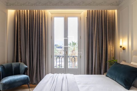 Apartamento en venta en Barcelona, España 4 dormitorios, 201 m2 No. 150826 - foto 12
