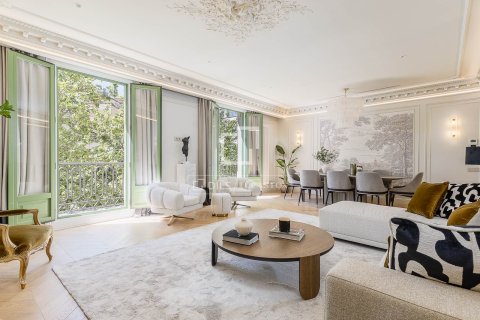 Apartament w Barcelona, Hiszpania 4 sypialnie, 201 mkw. nr 150826 – zdjęcie 26