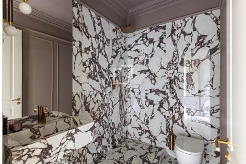 Apartamento en venta en Barcelona, España 4 dormitorios, 201 m2 No. 150826 - foto 15