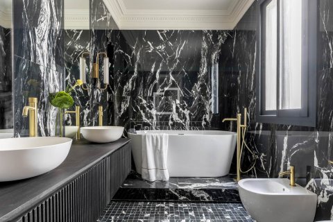 Apartamento en venta en Barcelona, España 4 dormitorios, 201 m2 No. 150826 - foto 16