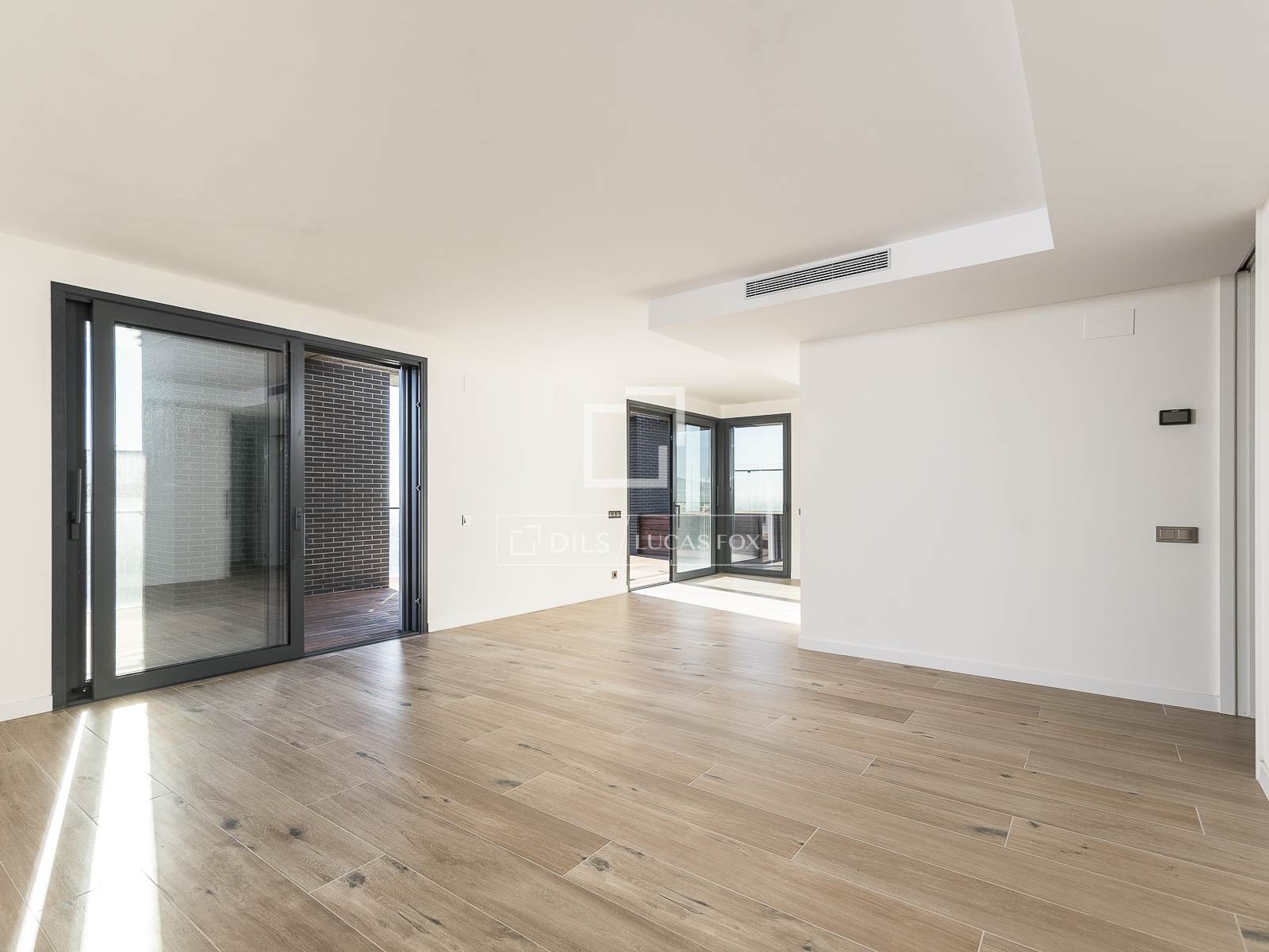 Ático en Esplugues de Llobregat, Barcelona, España 4 dormitorios, 162 m2 No. 150825