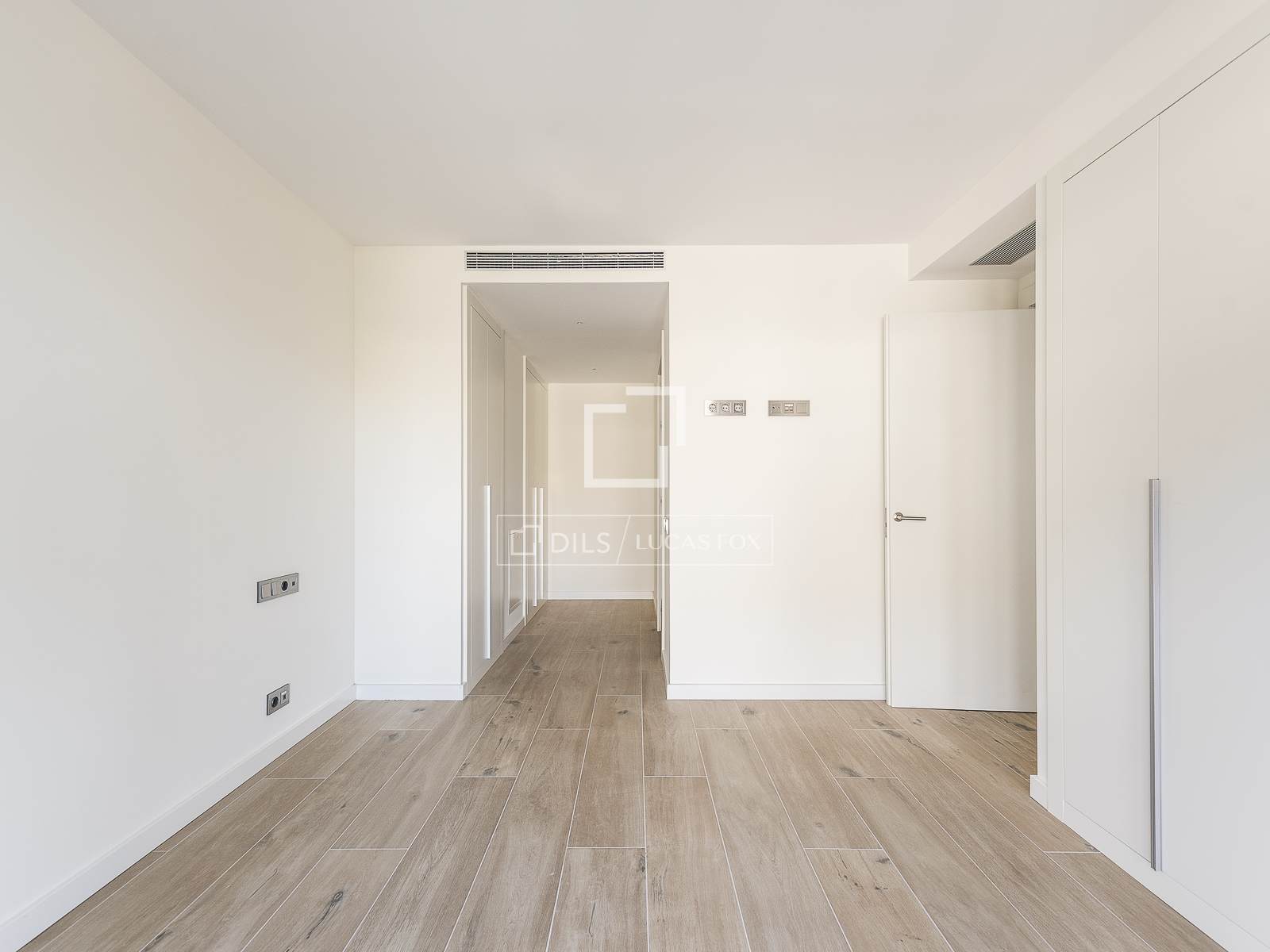 Ático en Esplugues de Llobregat, Barcelona, España 4 dormitorios, 162 m2 No. 150825
