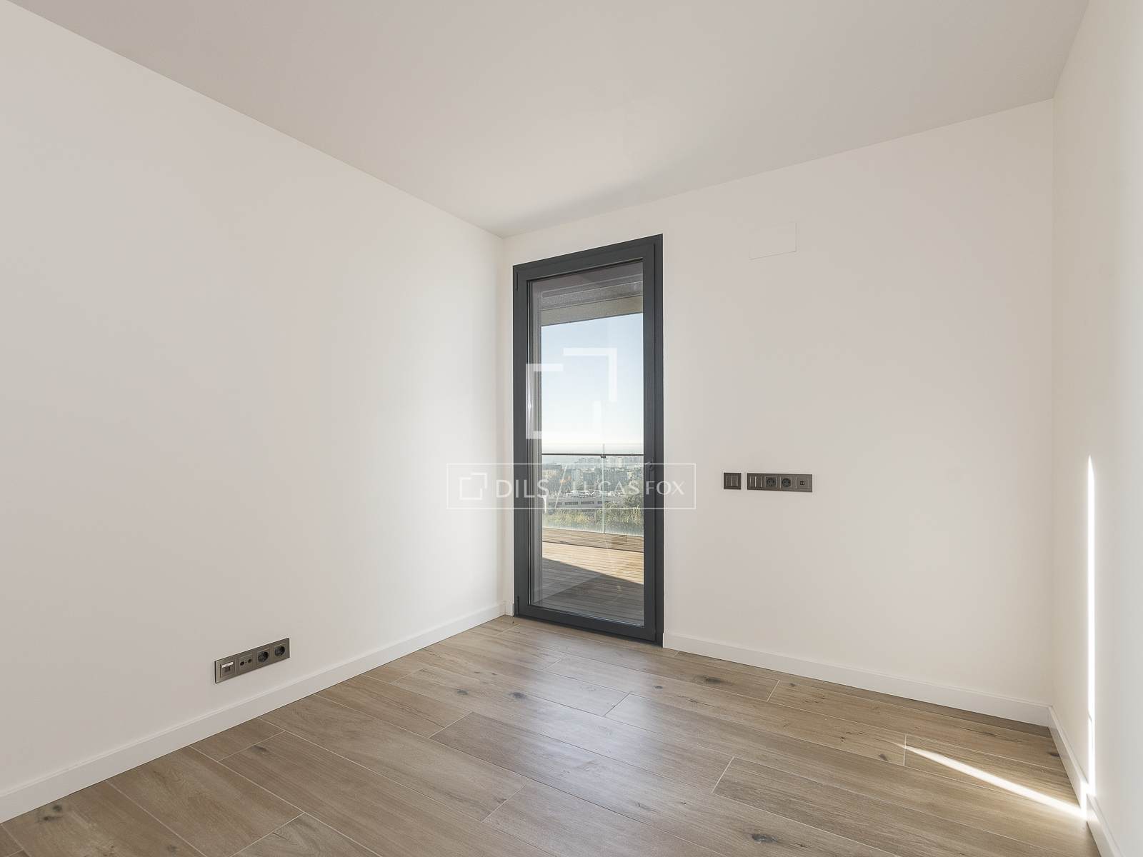 Ático en Esplugues de Llobregat, Barcelona, España 4 dormitorios, 162 m2 No. 150825