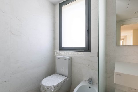 Penthouse for sale in Esplugues de Llobregat, Barcelona, Spain 4 bedrooms, 162 sq.m. No. 150825 - photo 17