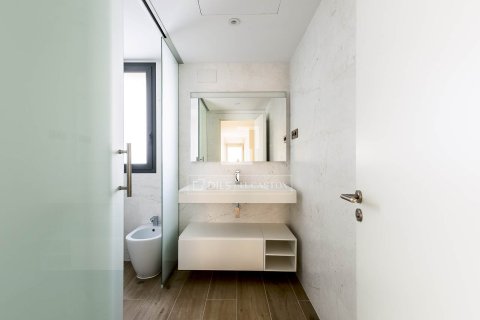 Penthouse for sale in Esplugues de Llobregat, Barcelona, Spain 4 bedrooms, 162 sq.m. No. 150825 - photo 25