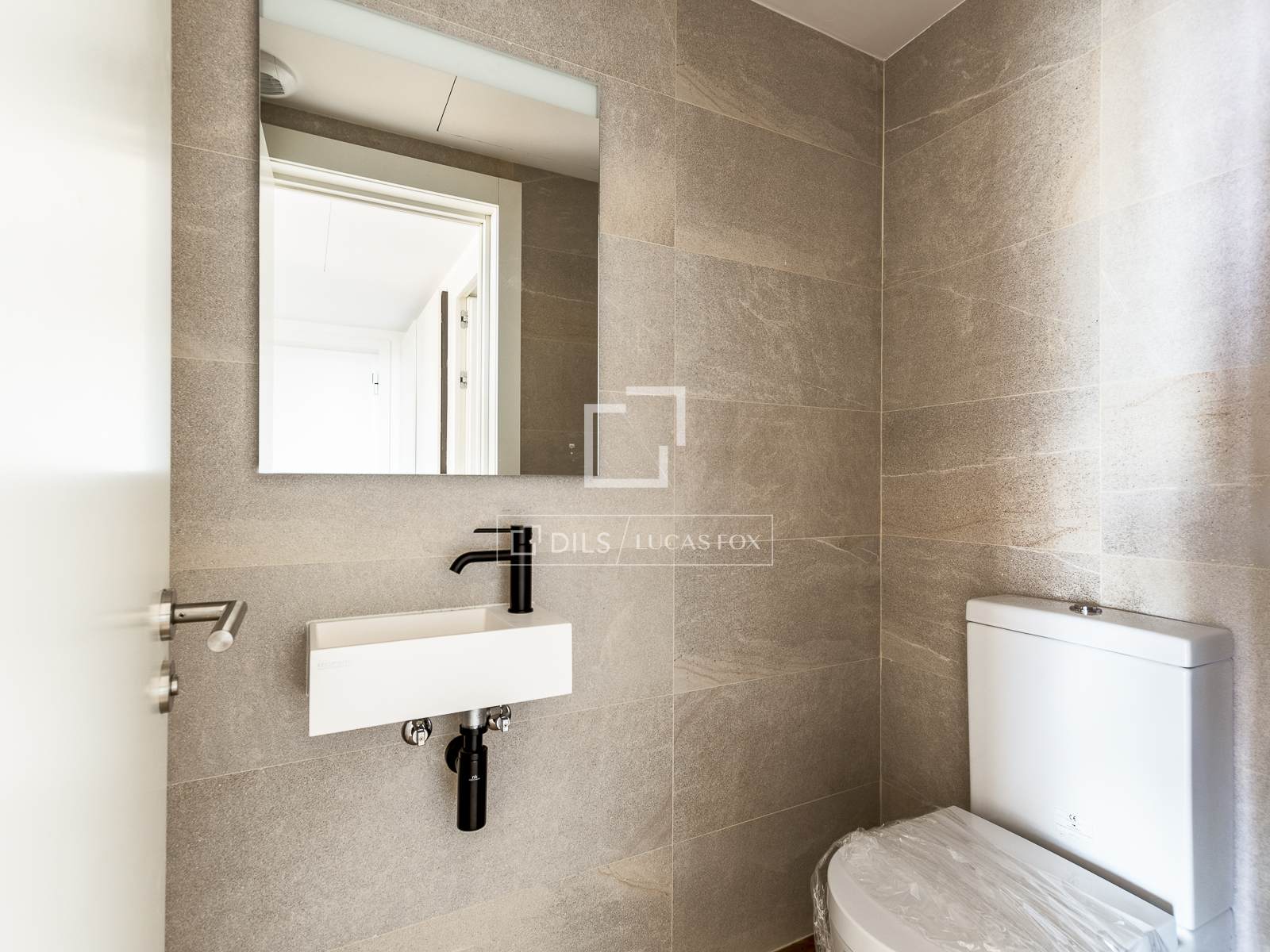 Ático en Esplugues de Llobregat, Barcelona, España 4 dormitorios, 162 m2 No. 150825