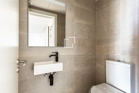 Penthouse for sale in Esplugues de Llobregat, Barcelona, Spain 4 bedrooms, 162 sq.m. No. 150825 - photo 29