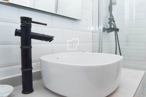 Apartament w Barcelona, Hiszpania 3 sypialnie, 160 mkw. nr 150830 – zdjęcie 16