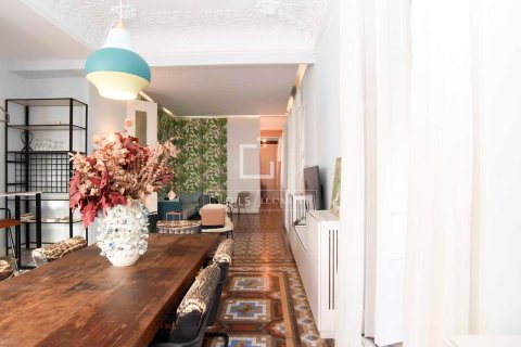 Apartament w Barcelona, Hiszpania 3 sypialnie, 160 mkw. nr 150830 – zdjęcie 22