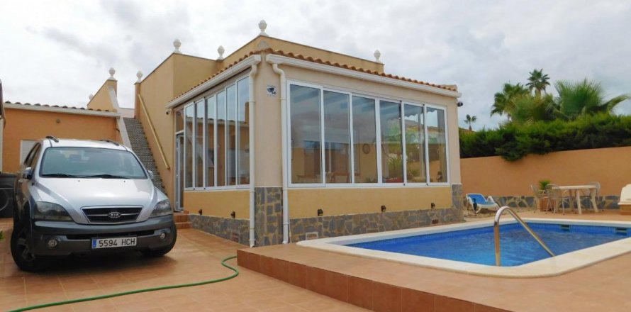 Villa Cabo Roig, Alicante, Spain 2 bedrooms, 72 sq.m. No. 113010