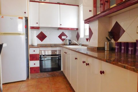 Huvila myytävänä San Miguel de Salinas, Alicante, Espanja, 3 makuuhuonetta, 135 m2 No. 113002 - kuva 3