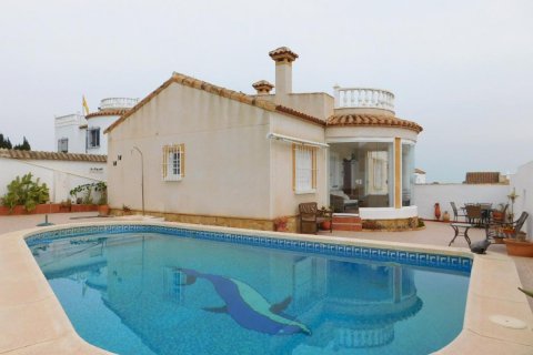 Huvila myytävänä San Miguel de Salinas, Alicante, Espanja, 3 makuuhuonetta, 135 m2 No. 113002 - kuva 1