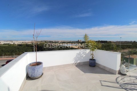 Willa w Torrevieja, Alicante, Hiszpania 3 sypialnie, 192 mkw. nr 155340 – zdjęcie 5