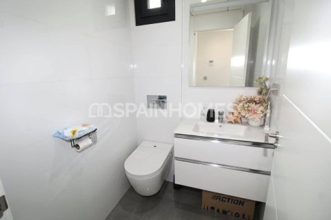 Willa w Torrevieja, Alicante, Hiszpania 3 sypialnie, 192 mkw. nr 155340 – zdjęcie 25