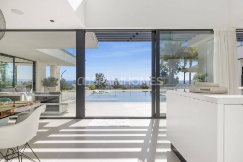 Willa w Benahavis, Malaga, Hiszpania 5 sypialni, 345 mkw. nr 155338 – zdjęcie 18