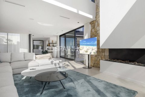 Willa w Benahavis, Malaga, Hiszpania 5 sypialni, 345 mkw. nr 155338 – zdjęcie 15