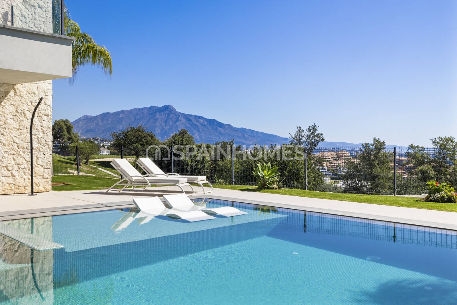 Huvila Benahavis, Malaga, Espanja 5 makuuhuonetta, 345 m2 No. 155338