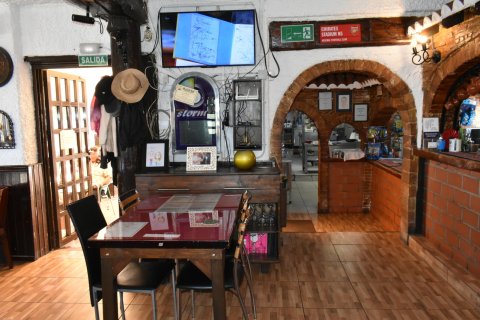 Kommersiell fastighet till salu i Ciudad Quesada, Alicante, Spanien 240 kvm. Nr. 147389 - foto 9