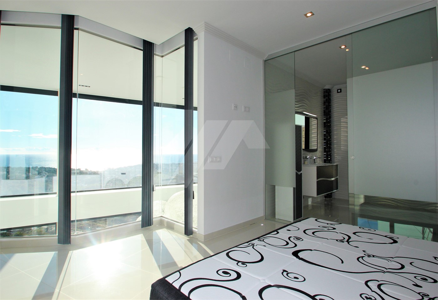 Villa i Benissa, Alicante, Spanien 4 sovrum, 542 kvm. Nr. 64570
